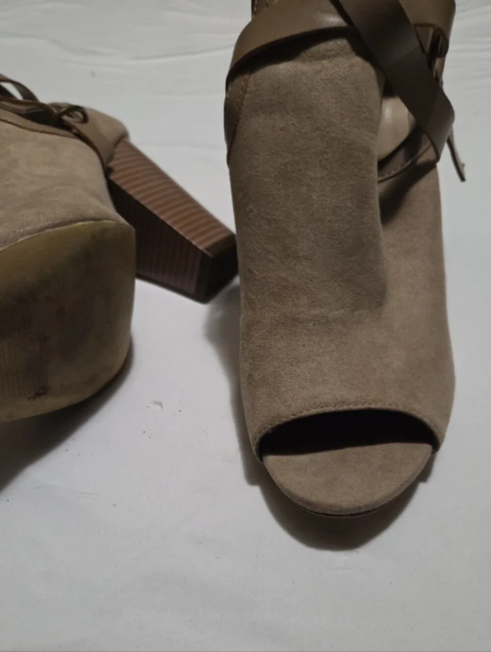 Justfab women's size 9 brown suede heels #25